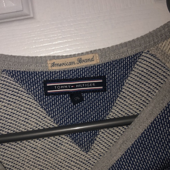 Tommy Hilfiger dressy crewneck - Picture 3 of 3